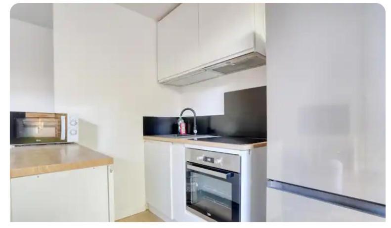 Comme Chez Vous Appartement 2 Chambres Ναντέρ Εξωτερικό φωτογραφία